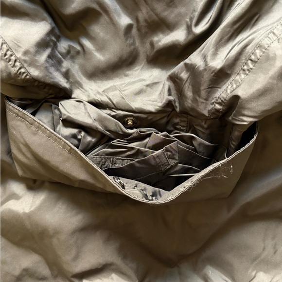 Nike Half-Zip Windbreaker - Picture 3 of 4